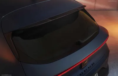 Leon e-Hybrid